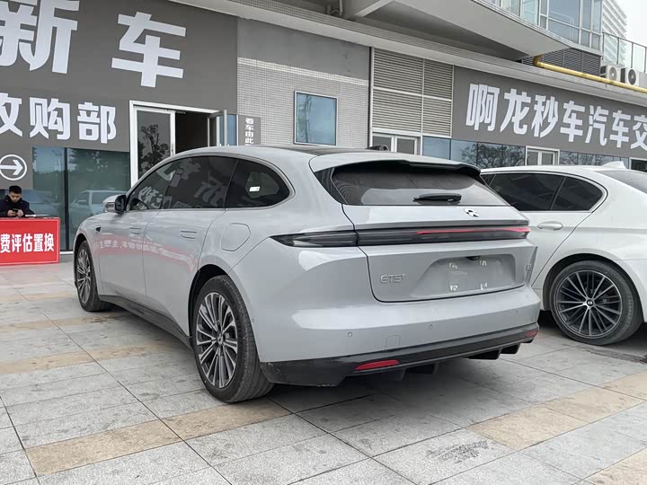 Фото 9 - Nio ET5T