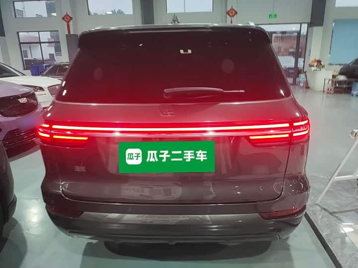 Фото 6 - LiXiang One