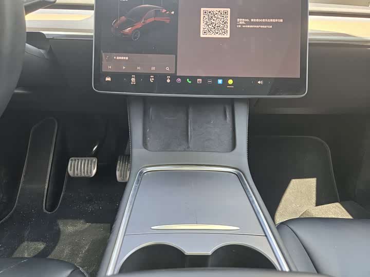Фото 7 - Tesla Model Y