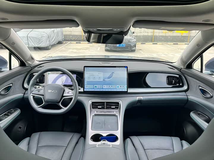 Фото 6 - BYD Sea Lion 07 DM-i Hybrid