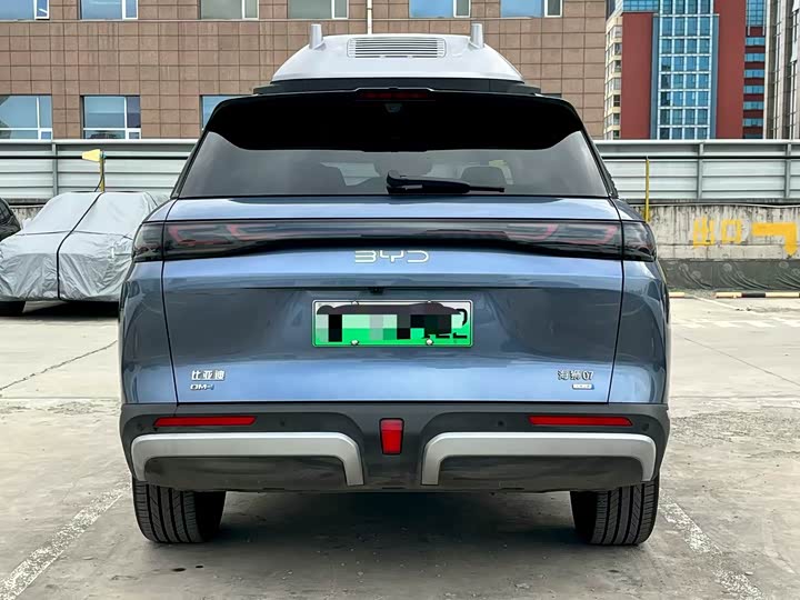 Фото 8 - BYD Sea Lion 07 DM-i Hybrid