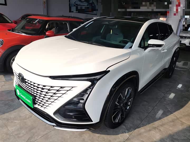 Фото 2 - Changan UNI-T