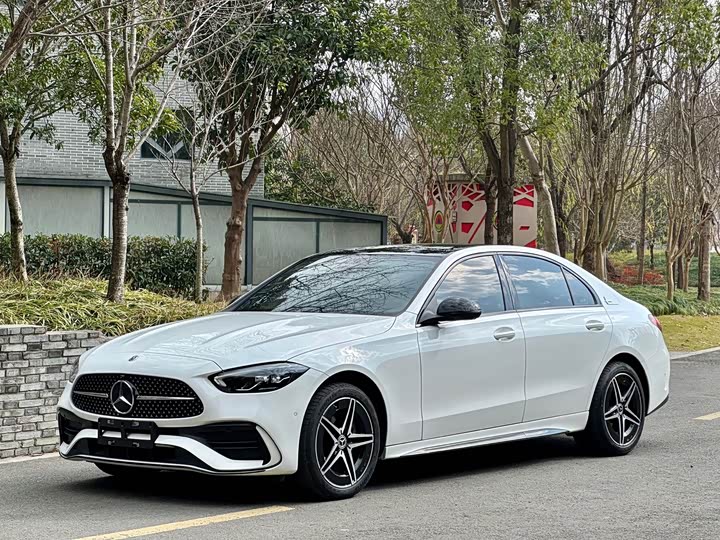 Фото 1 - Mercedes-Benz C-Class