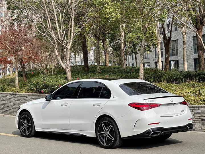 Фото 5 - Mercedes-Benz C-Class