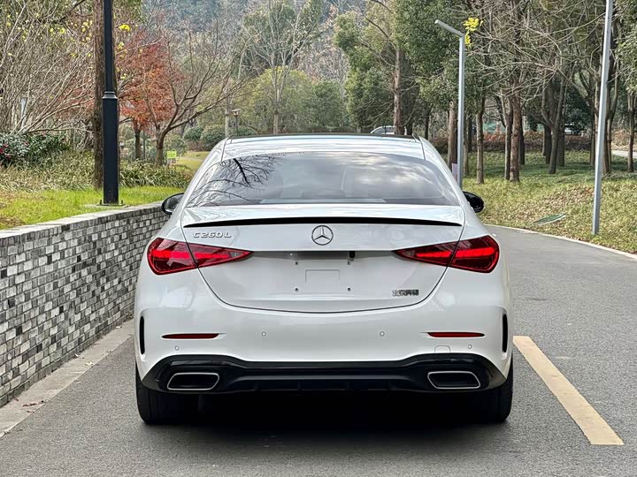 Фото 6 - Mercedes-Benz C-Class