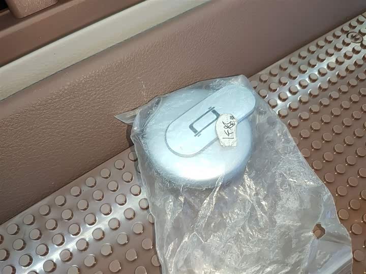 Фото 9 - Bestune Pony