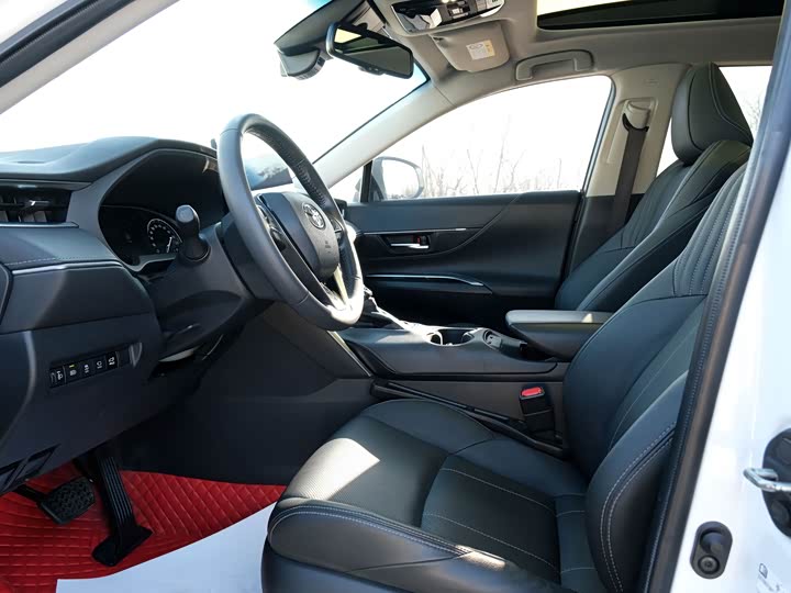 Фото 9 - Toyota Harrier