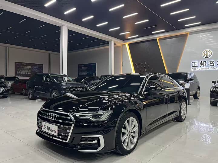 Фото 1 - Audi A6L