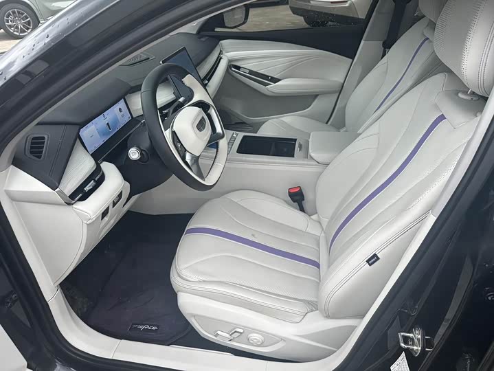 Фото 4 - Geely Preface L