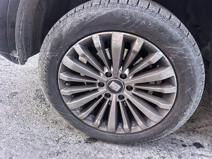 Фото 6 - Tank 500 Hybrid