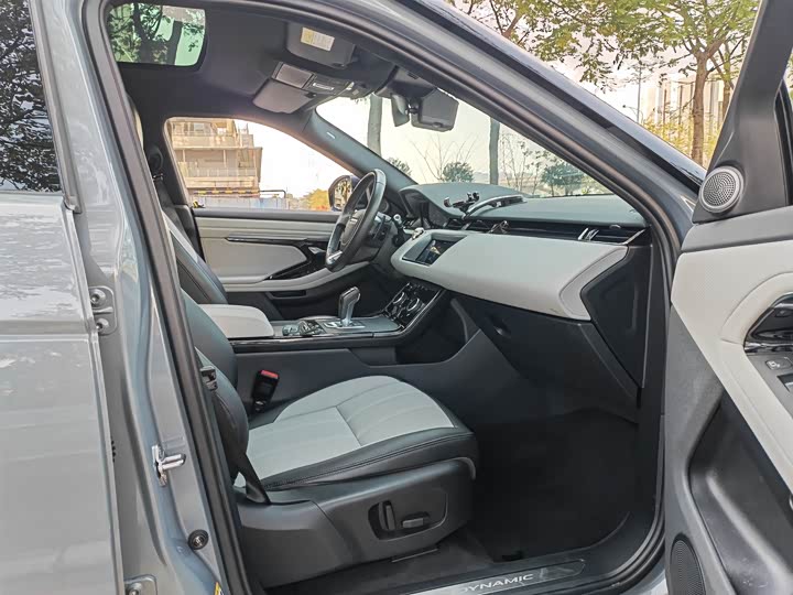 Фото 9 - Land Rover Range Rover Evoque L