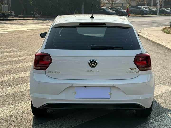Фото 4 - Volkswagen Polo