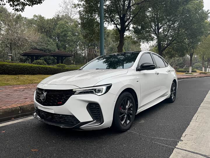 Фото 1 - Buick Verano