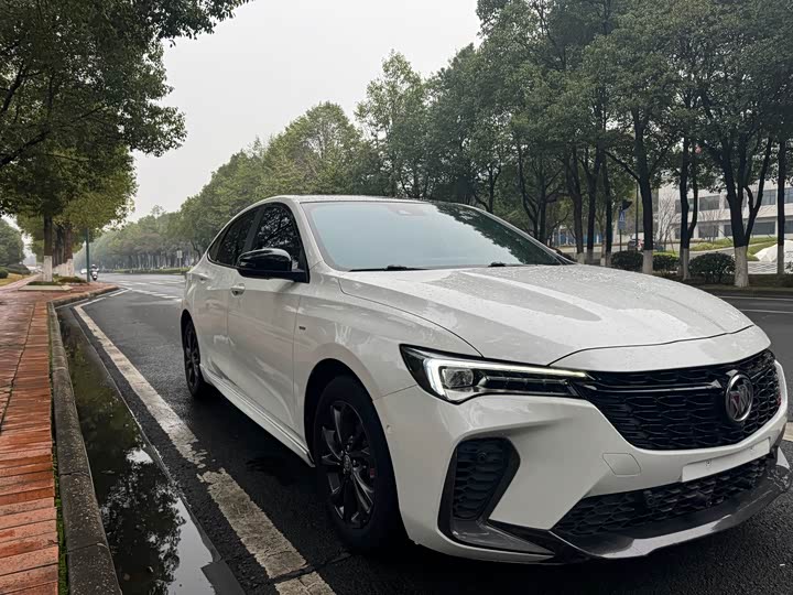 Фото 3 - Buick Verano