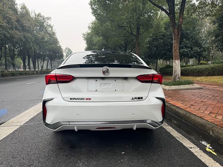 Фото 8 - Buick Verano