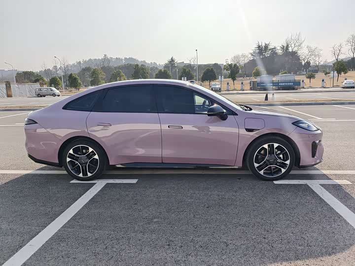 Фото 4 - GAC Aion RT