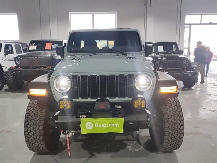 Фото 3 - Jeep Wrangler