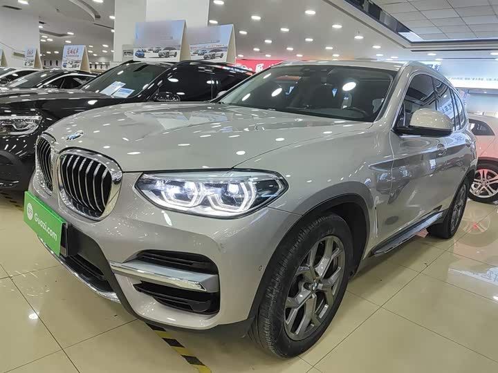 Фото 2 - BMW X3