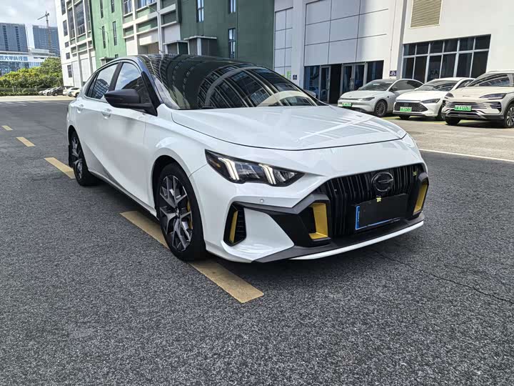 Фото 3 - GAC Trumpchi Empow R