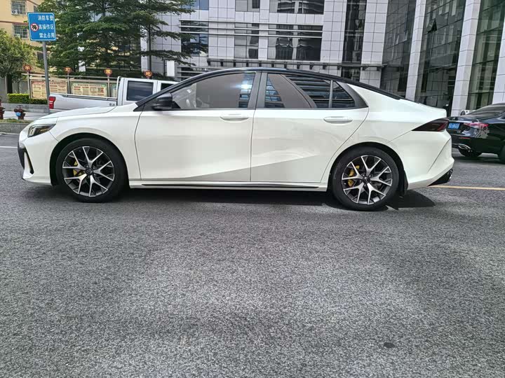 Фото 4 - GAC Trumpchi Empow R