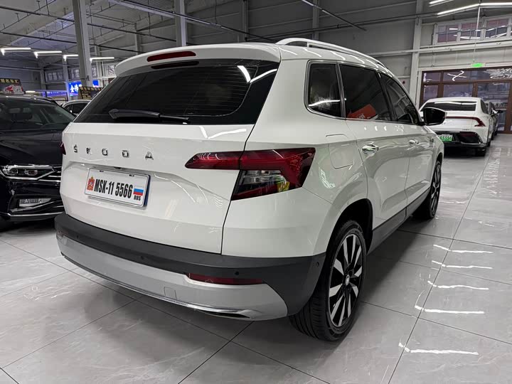 Фото 4 - Skoda Karoq
