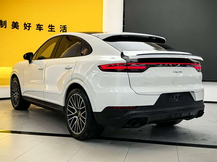 Фото 6 - Porsche Cayenne