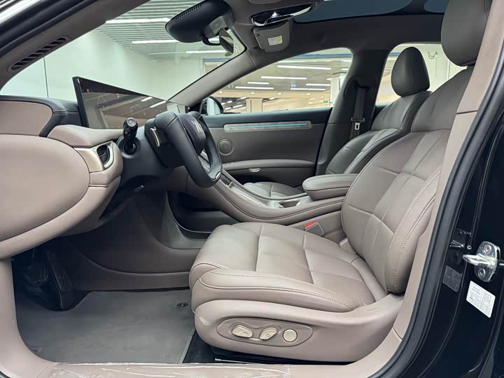 Фото 8 - IM motors L6