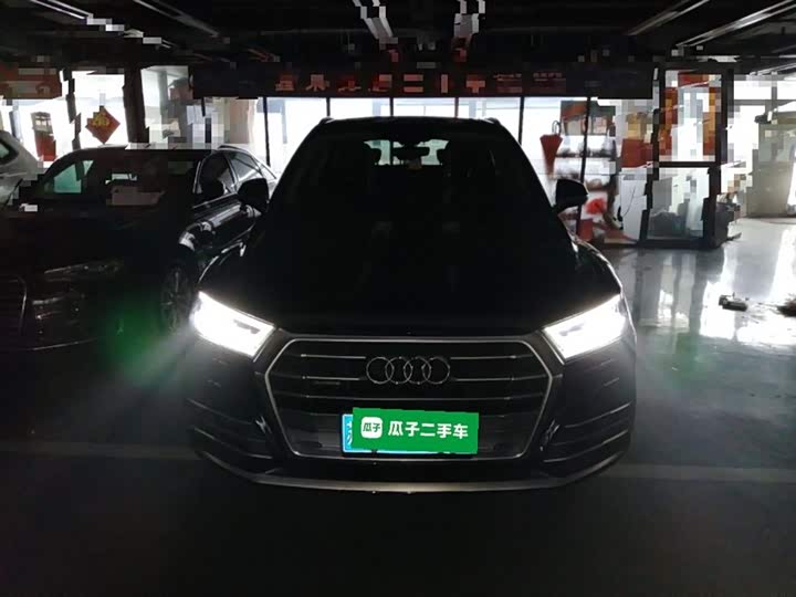 Фото 3 - Audi Q5L