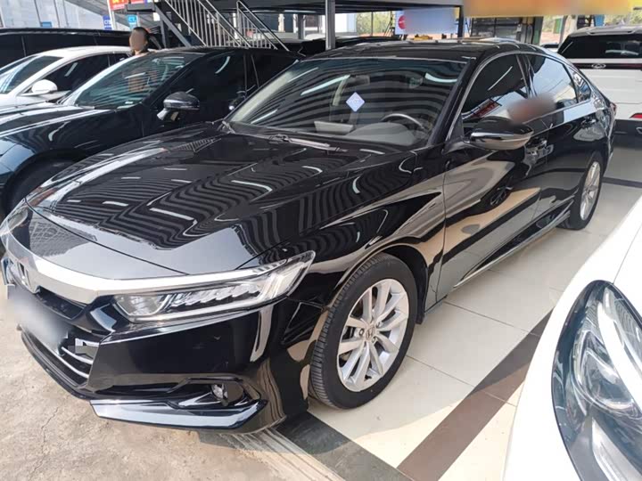 Фото 1 - Honda Accord