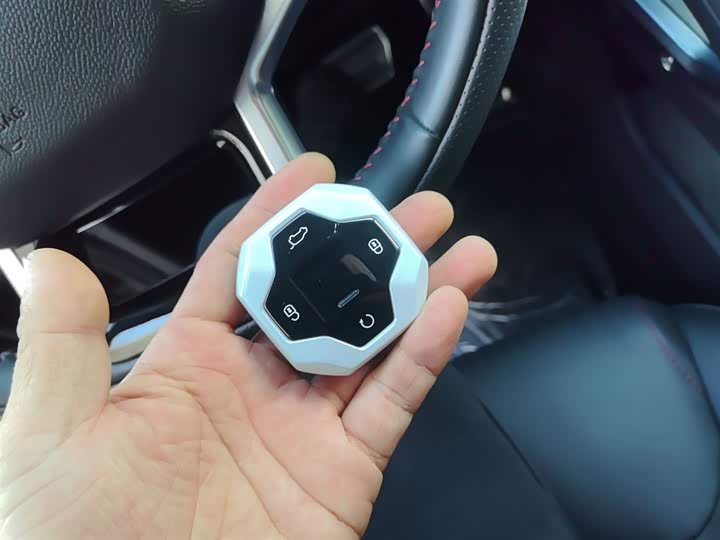 Фото 9 - Jetour T2