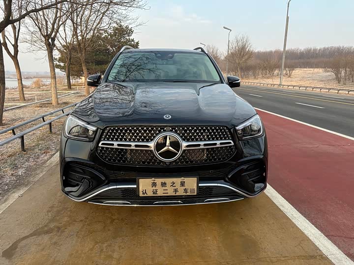 Фото 2 - Mercedes-Benz GLE-Class