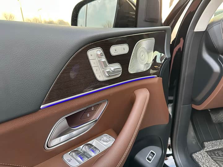 Фото 4 - Mercedes-Benz GLE-Class