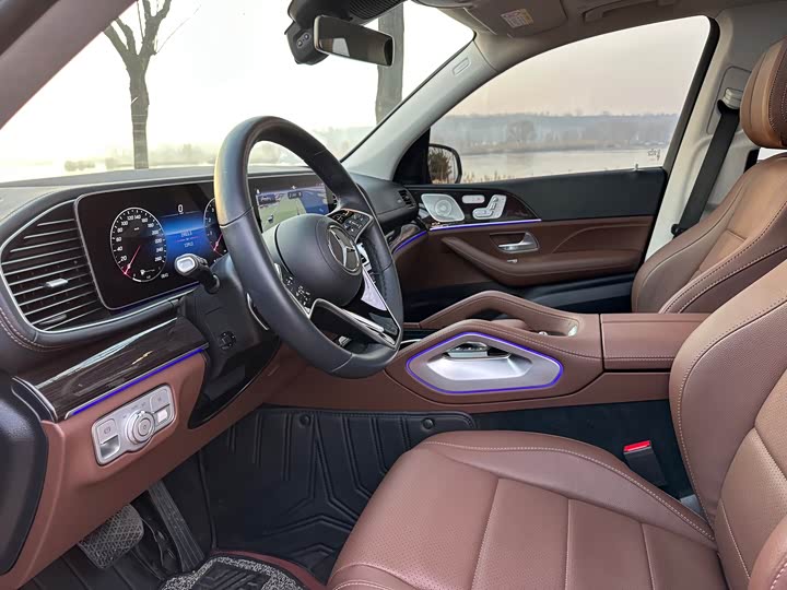 Фото 6 - Mercedes-Benz GLE-Class