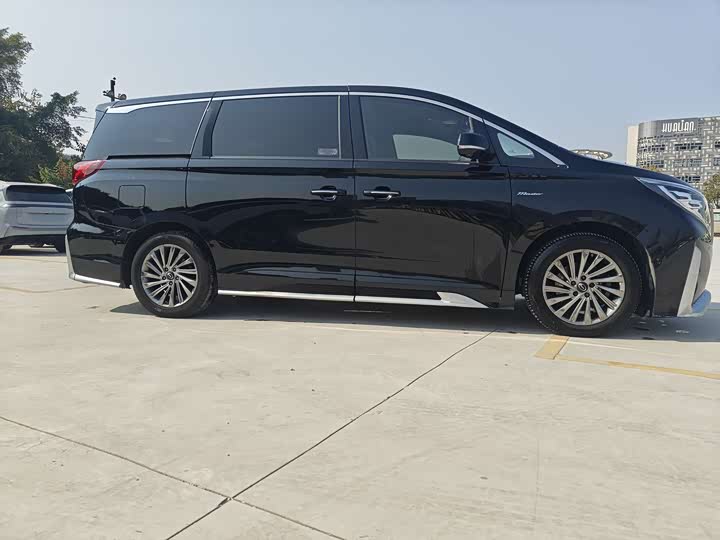 Фото 5 - GAC Trumpchi M8