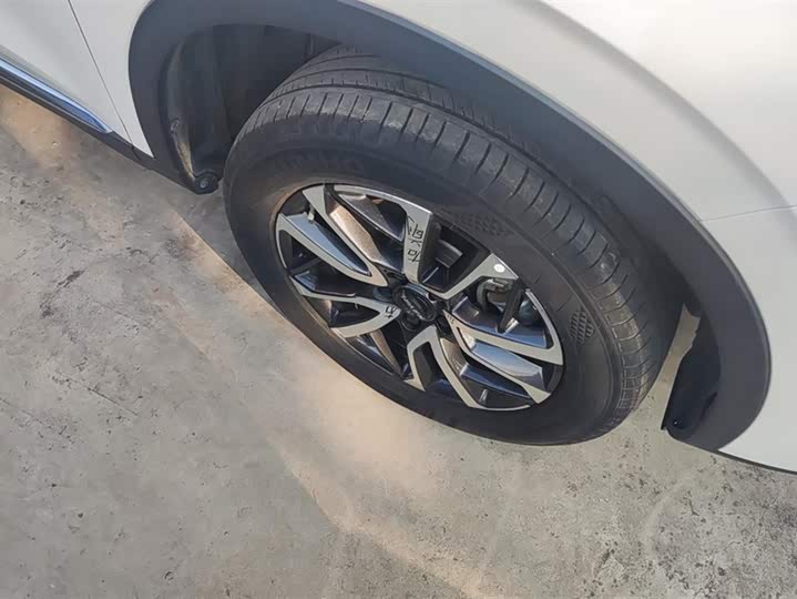 Фото 6 - Haval H6