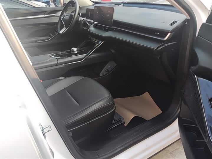 Фото 8 - Haval H6