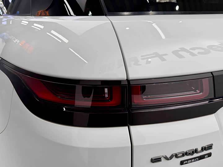 Фото 6 - Land Rover Range Rover Evoque L