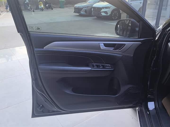 Фото 7 - Haval M6