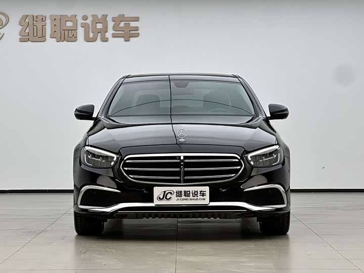 Фото 2 - Mercedes-Benz E-Class