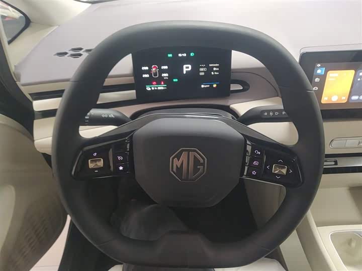 Фото 3 - MG Motor 4 EV