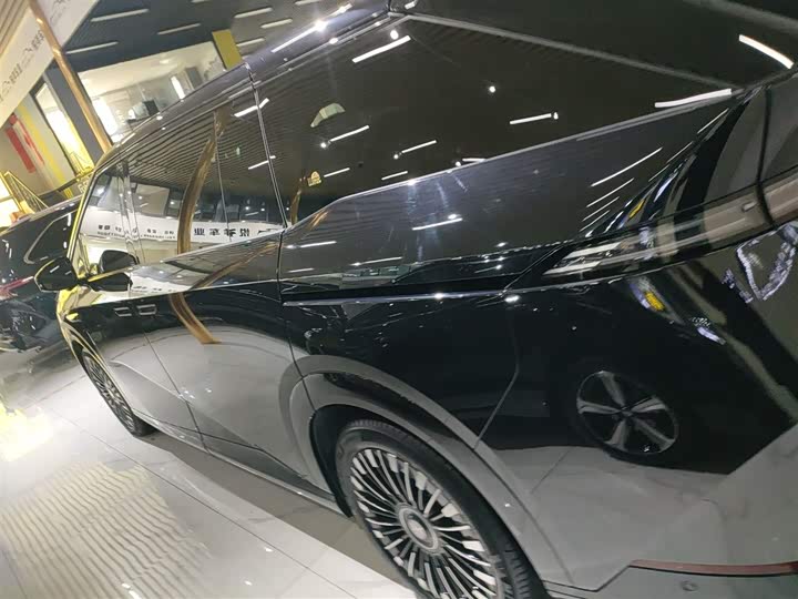 Фото 5 - XPeng X9