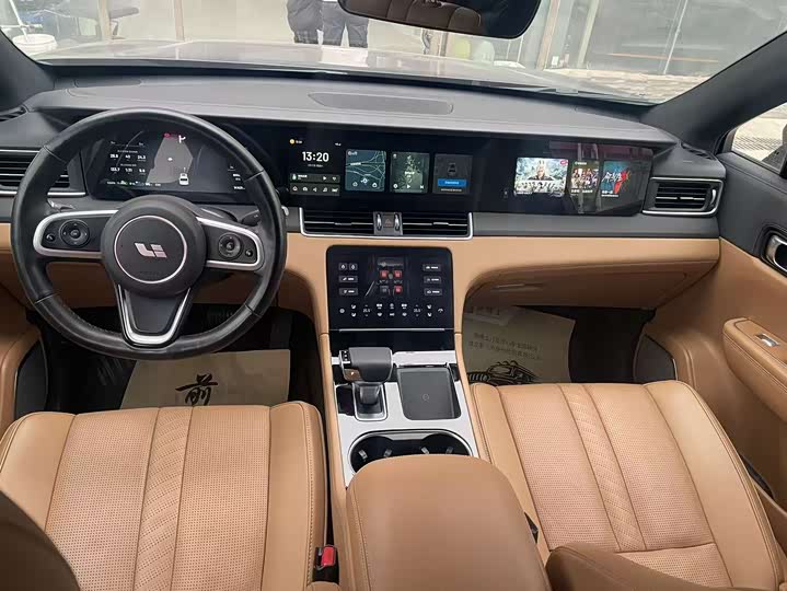 Фото 6 - LiXiang One