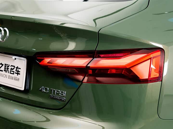 Фото 9 - Audi A5