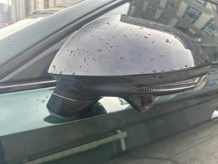 Фото 7 - MG Motor 7