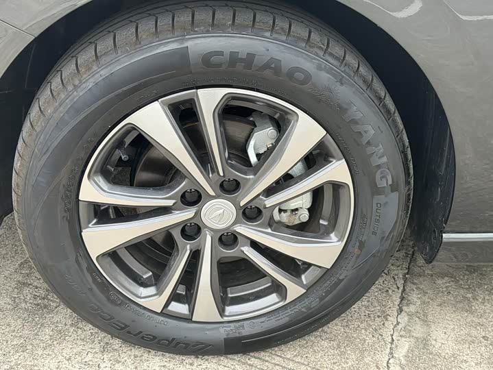 Фото 7 - Changan Eado Plus