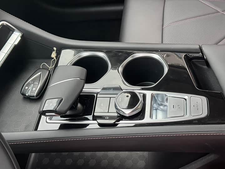 Фото 9 - Changan Eado Plus