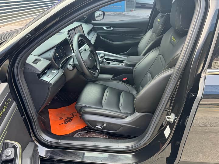 Фото 9 - Geely Preface