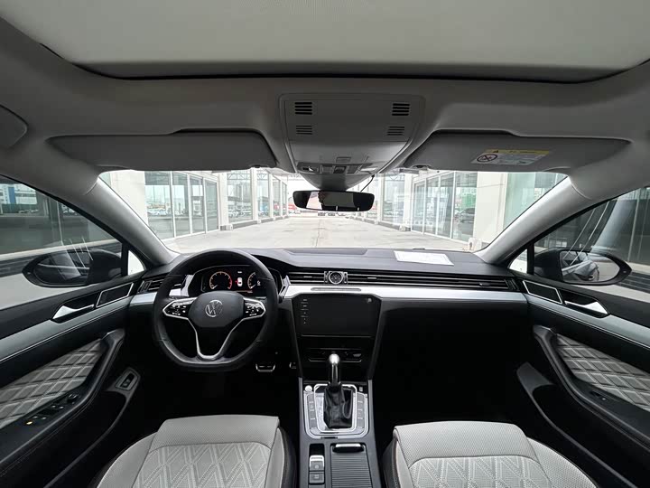 Фото 9 - Volkswagen Magotan