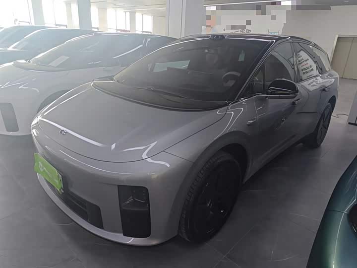 Фото 2 - LiXiang i6