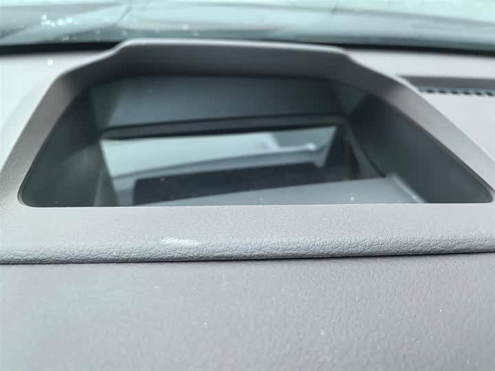 Фото 7 - Toyota Granvia